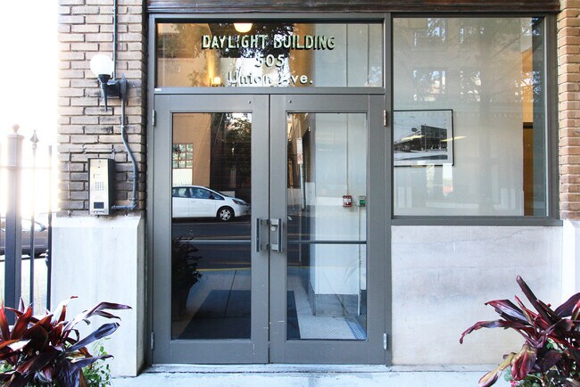 Foto del edificio - 505 Union Ave