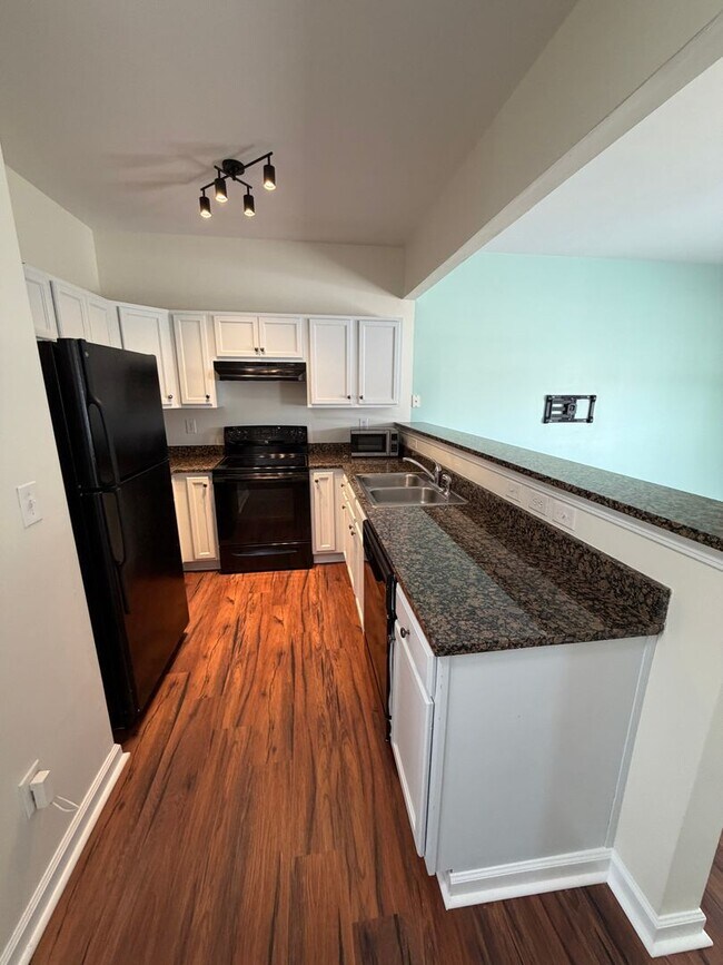 Foto del edificio - 402 E 16th St