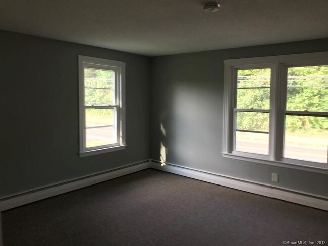 Foto del edificio - 979 Saybrook Rd