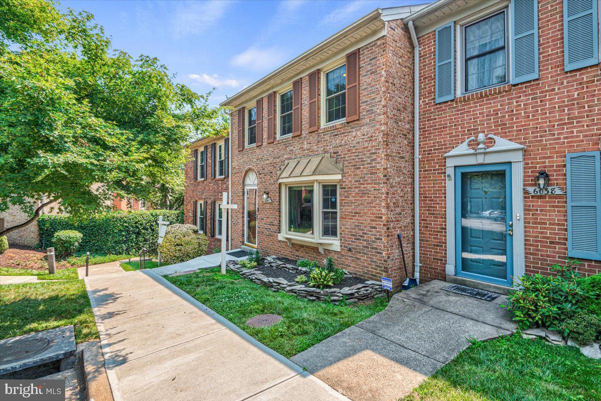 Foto principal - 6040 Morgan Ct