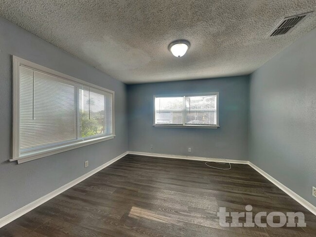 Foto del edificio - 4118 W La Salle St