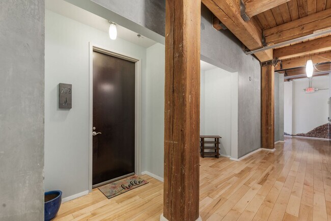 Foto del edificio - 1BR  Fire Street Lofts in Downtown Knoxvil...