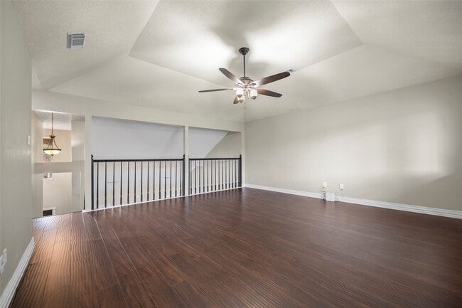 Foto del edificio - 7914 Millbrook Dr