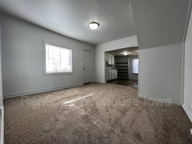 Foto del edificio - 116 E 16th St
