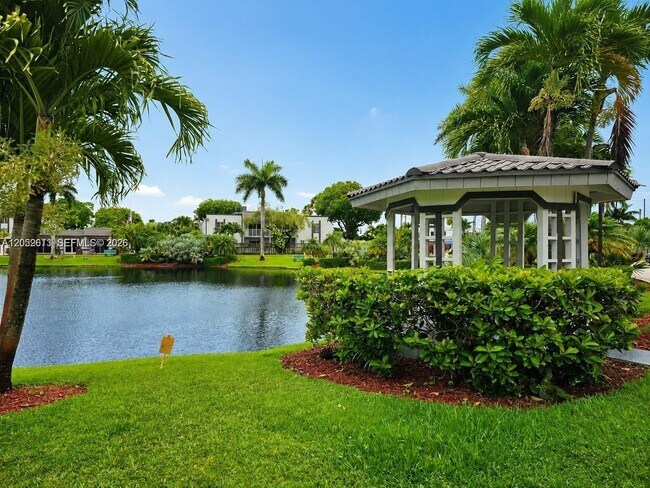 Foto del edificio - 5112 NW 79th Ave