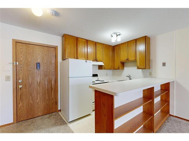 Foto del edificio - 2216 Pleasant Ave
