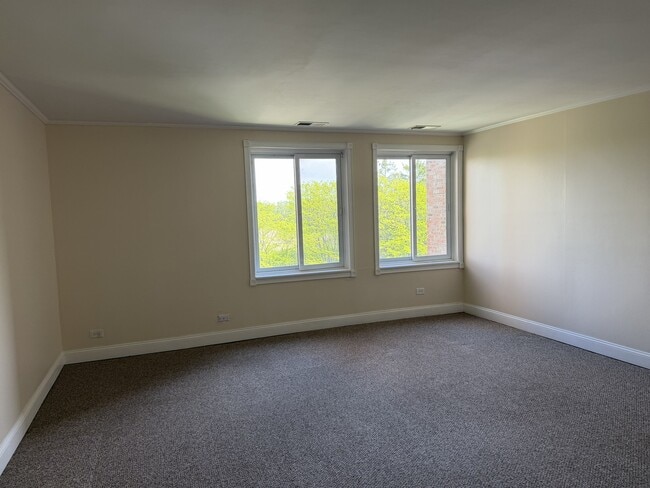Building Photo - 430 Walnut Creek Rd