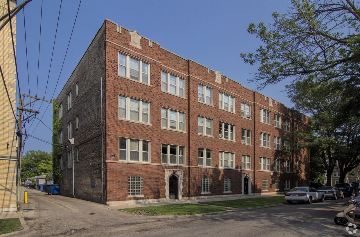 Primary Photo - 4105-4111 N Spaulding Ave