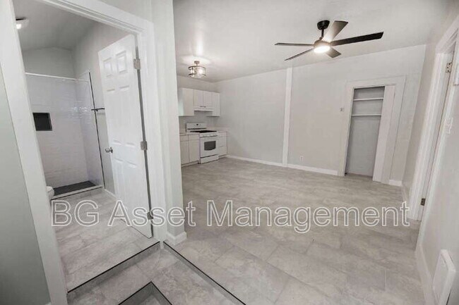 Foto del edificio - 2803 Sabral Cir