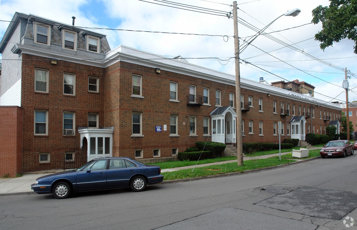 Primary Photo - 316 Catherine St