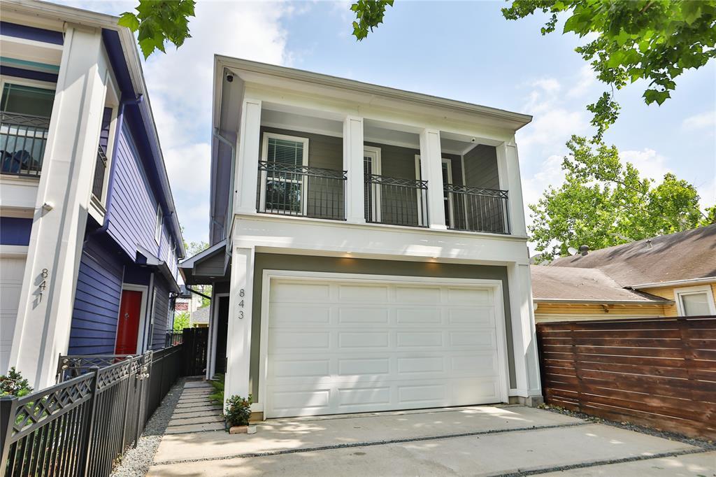 Foto principal - 843 E 28th St