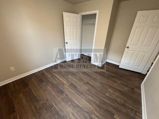 Foto del edificio - 18227 Co Rd 4001
