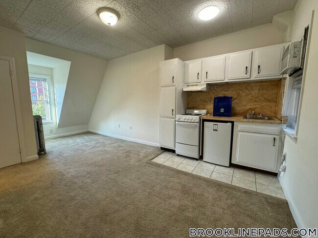 Foto del edificio - 1223 Beacon St