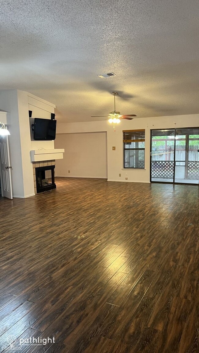 Building Photo - 4 br, 2.5 bath House - 16738 Stoney Glade ...