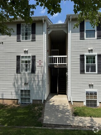 Building Photo - 15 Lexington Hills Rd