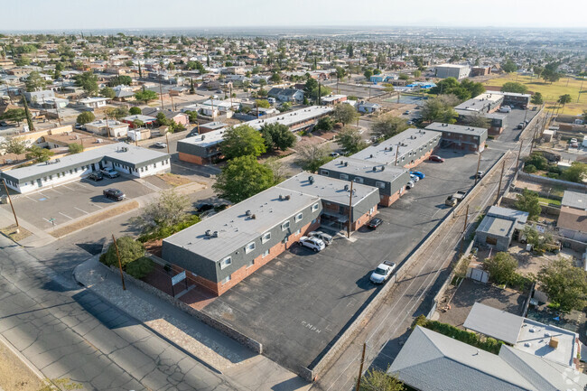 Aerial Photo - Grandview Apartments