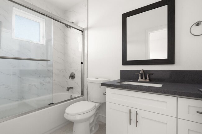 Building Photo - 1841 S Longwood Ave