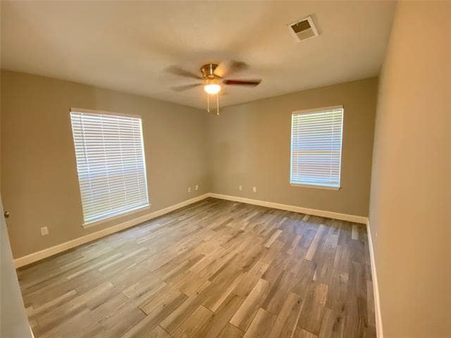 Foto del edificio - 1202 N O'Connor Rd