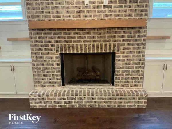 Foto del edificio - 10242 Evergreen Manor Cv