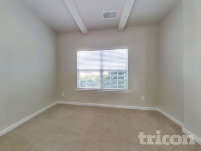 Building Photo - 5609 Washakie Pointe