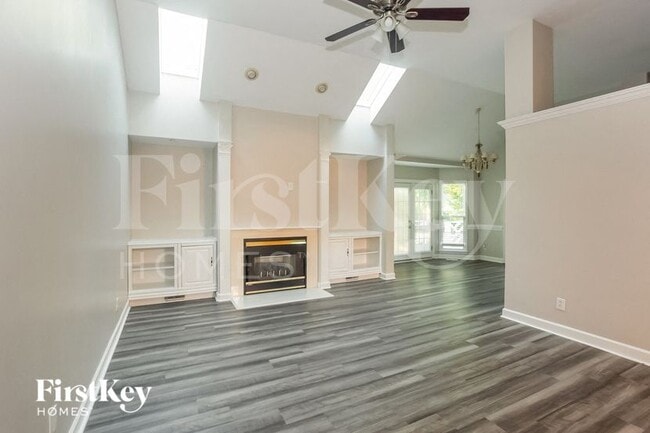 Building Photo - 3749 Bentley Pl SW