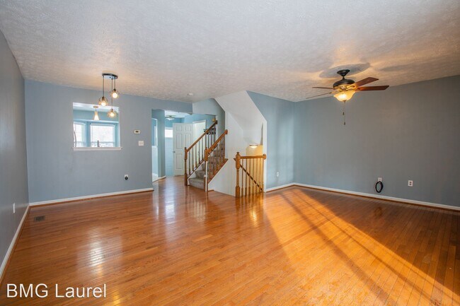 Building Photo - 3 br, 3.5 bath House - 323 Rock Springs Ct