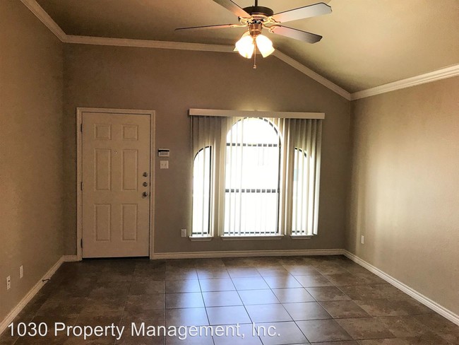 Building Photo - 4705 Passion Flower Loop