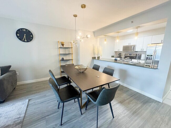 Foto del edificio - 1 SE 12th St