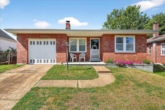 Building Photo - 9319 Aster Ave