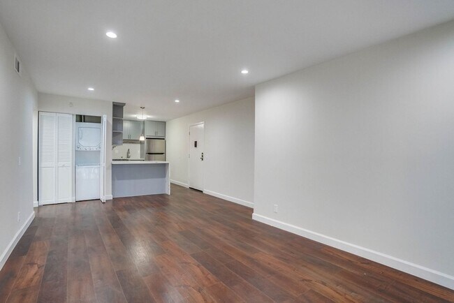 Foto del edificio - $99 Move In Special! (OAC) Stunning 3Bd/2B...