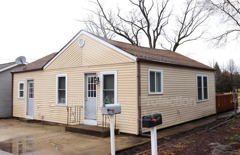 1218 S Ash St, Hobart, IN 46342 House Rental in Hobart, IN