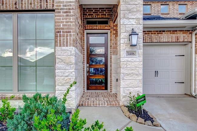 Building Photo - 31406 Golden Cliffs Ln