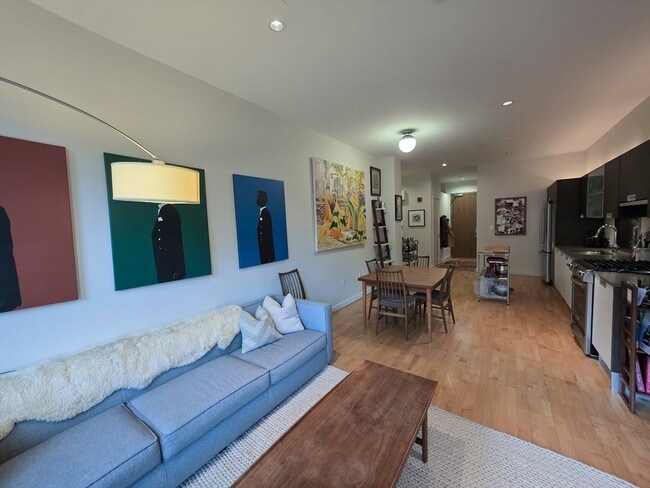 Building Photo - 346-354-354 Congress St