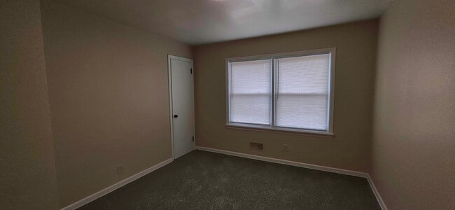 Building Photo - 1930 S Fremont Ave