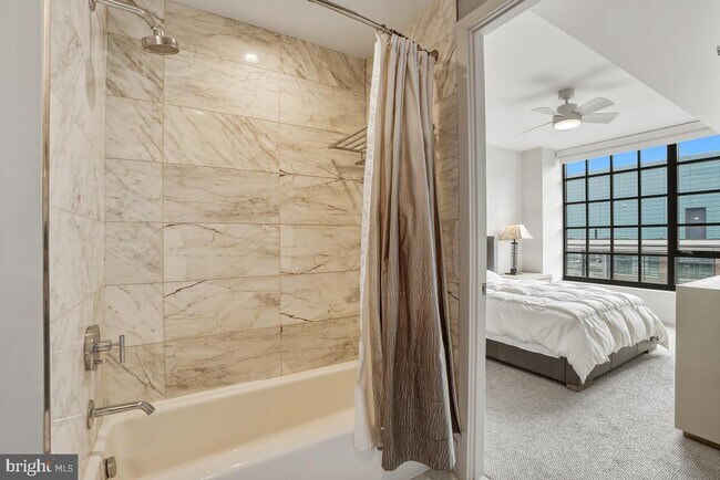 Foto del edificio - 45 Sutton Square SW