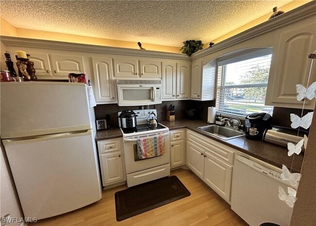 Foto del edificio - 4346 27th Ct SW