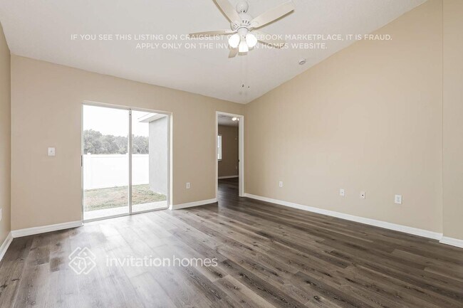 Foto del edificio - 3022 Summer House Dr