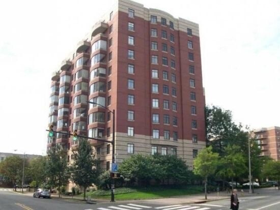 Building Photo - 2400 Clarendon Blvd