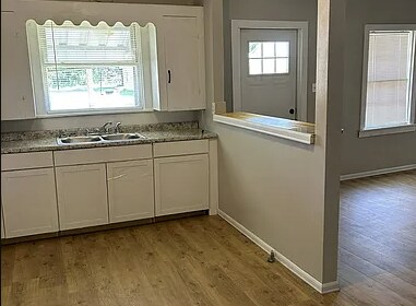 Building Photo - 1809 W 16th St