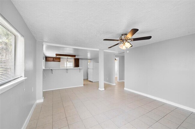 Foto del edificio - 3602 Princeton St