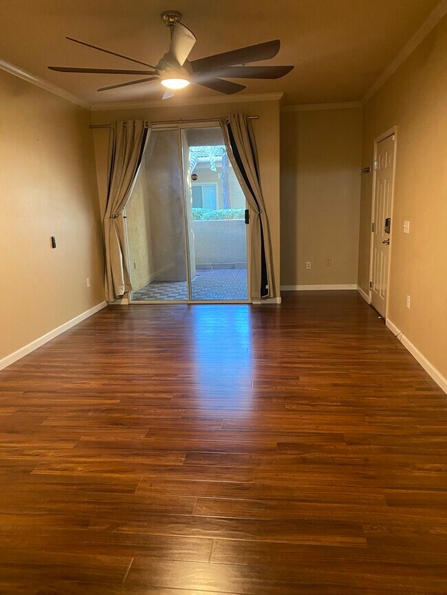 Building Photo - 501 Gibson Dr