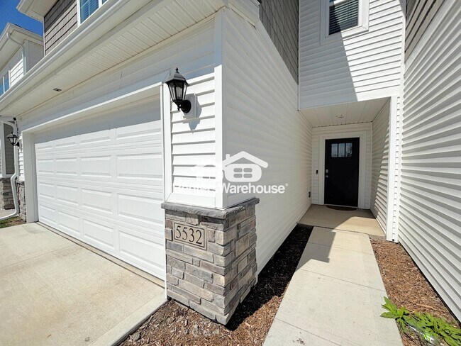 Foto del edificio - 5532 144th St