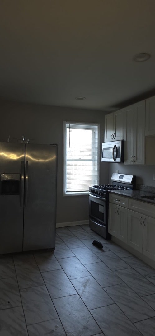 Building Photo - 3213 The Alameda