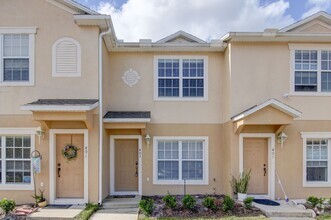 Building Photo - 403 Wilton Cir
