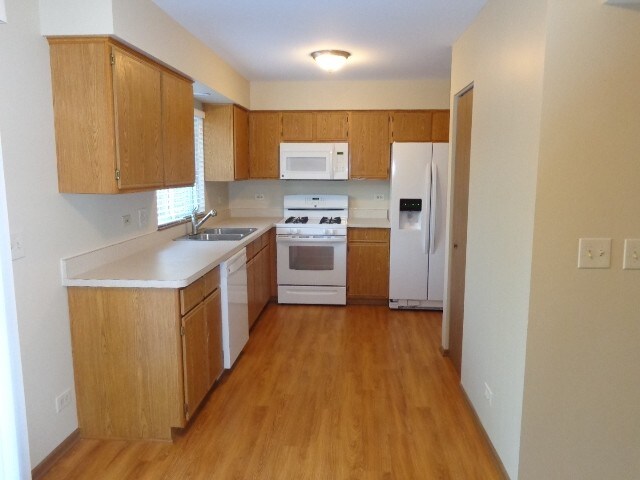 Foto del edificio - 1404 Keele Dr