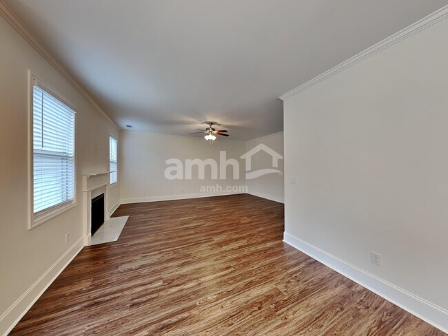 Foto del edificio - 213 Orchard Trail