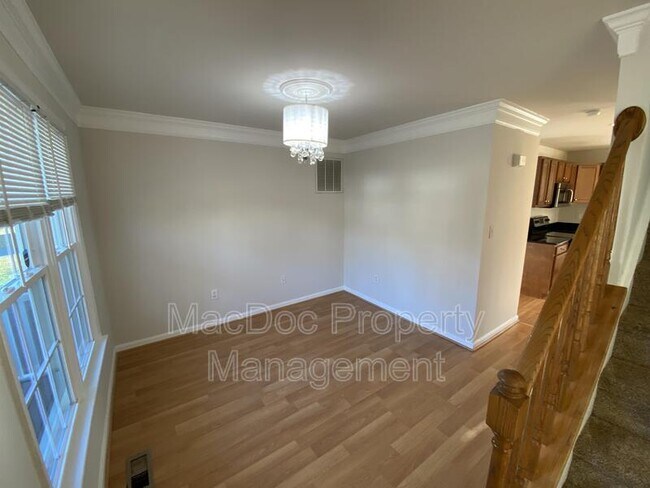 Foto del edificio - 8720 Oldham Rd