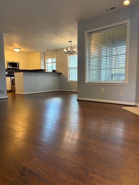 Building Photo - 3020 Barclay Way