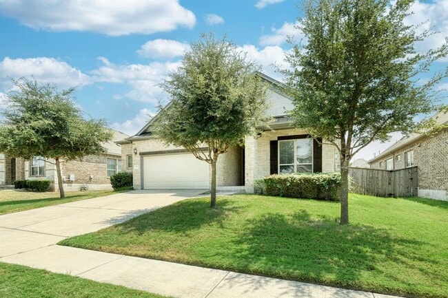 Foto del edificio - 204 Blue Spruce Way
