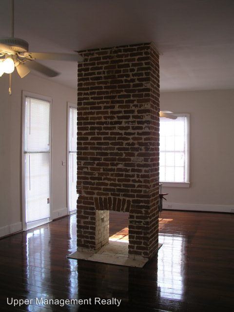Building Photo - 4871 Constance St